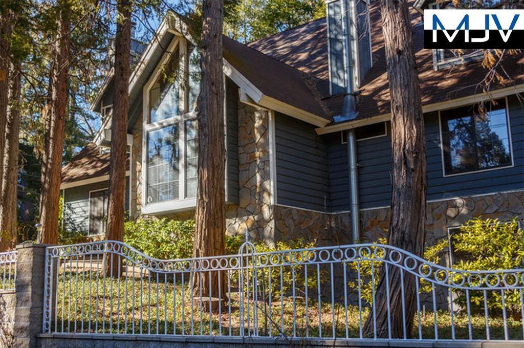 Villa Chateau Bernina Lake Arrowhead Exterior foto